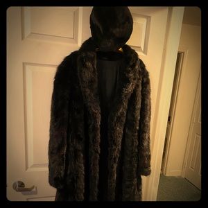 Full Length Fur w hat